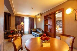 Отель Park Hotel Olymp & SPA Велинград Суперлюкс с двумя спальнями и балконом-3