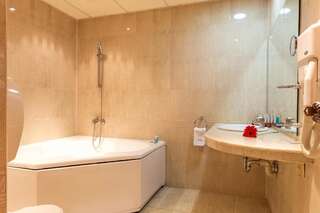 Отель Park Hotel Olymp & SPA Велинград Суперлюкс с двумя спальнями и балконом-6